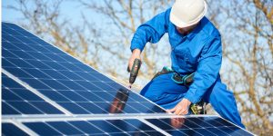 Installation Maintenance Panneaux Solaires Photovoltaïques à Loromontzey